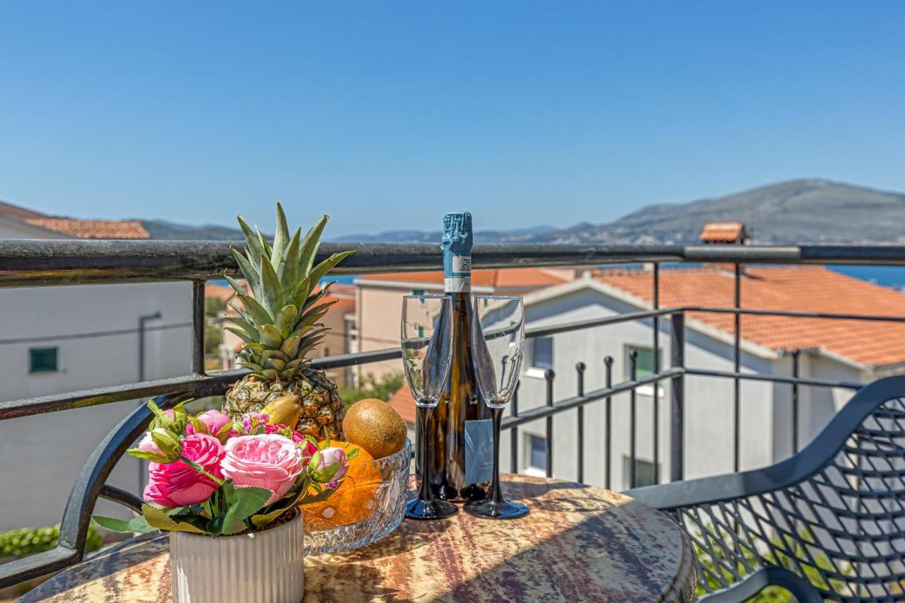 Villa Mihaela Trogir Dış mekan fotoğraf