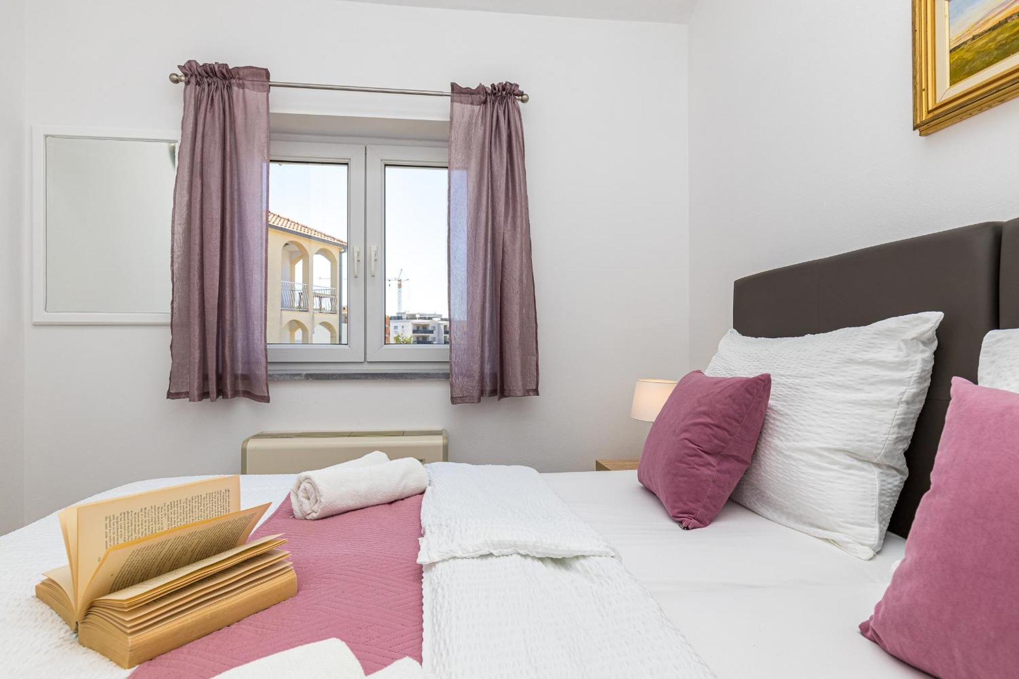 Villa Mihaela Trogir Oda fotoğraf